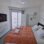 Napa Living Apartment *