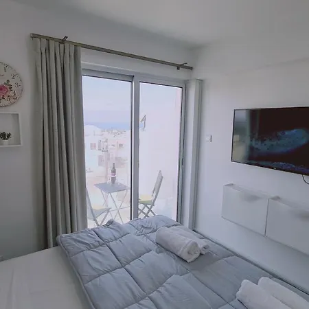 Napa Living Apartment