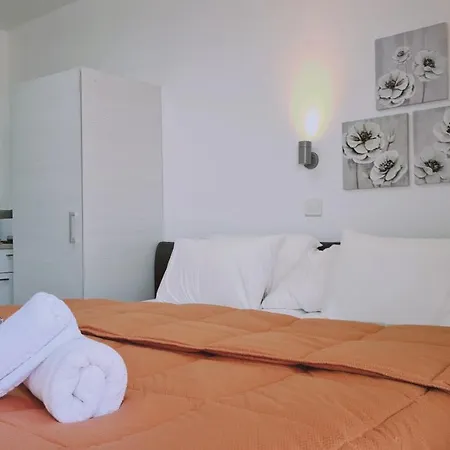 Napa Living * איה נאפה