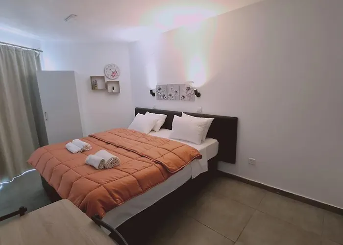 Napa Living Aya Napa