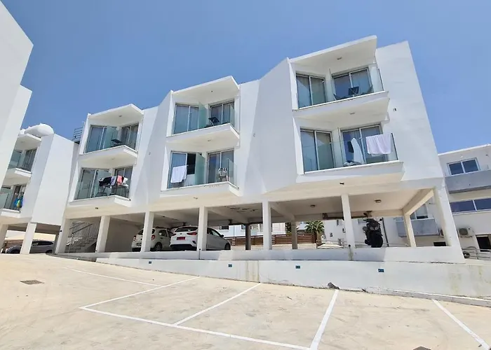 Napa Living Aya Napa